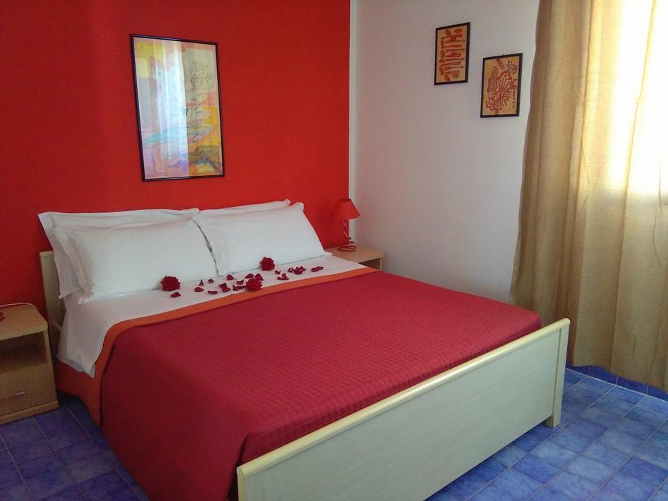 B&B Nido Colorato Фонтане-Бьянке Экстерьер фото