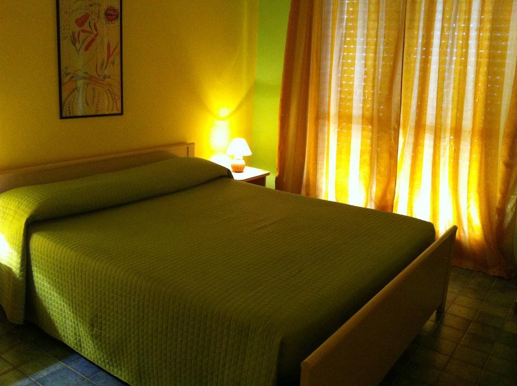 B&B Nido Colorato Фонтане-Бьянке Экстерьер фото